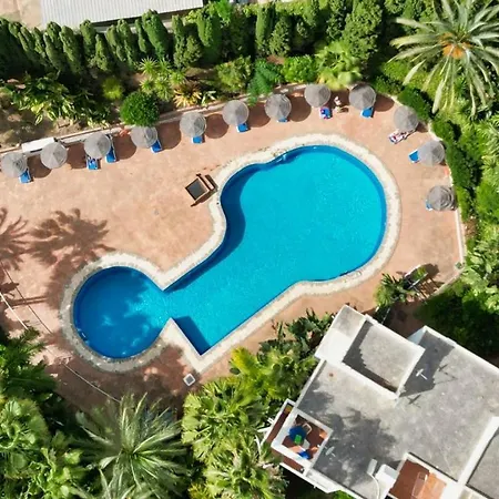 In Paradise Luxury